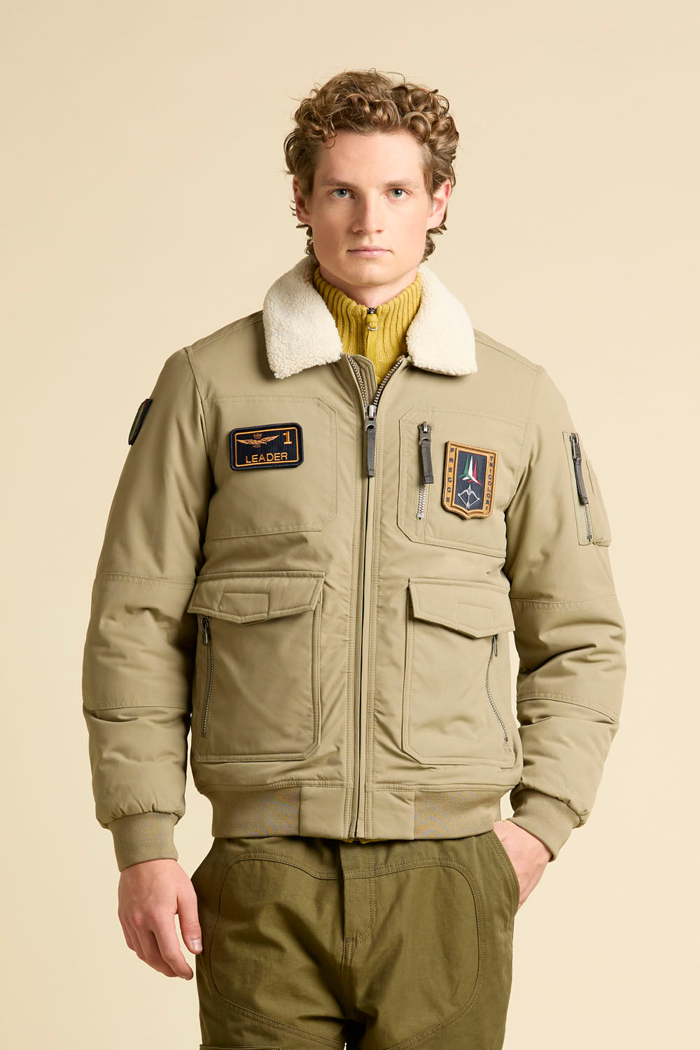 AERONAUTICA MILITARE
ICONICA GIACCA PILOT COLLO REMOVIBILE AB3024UCT03151