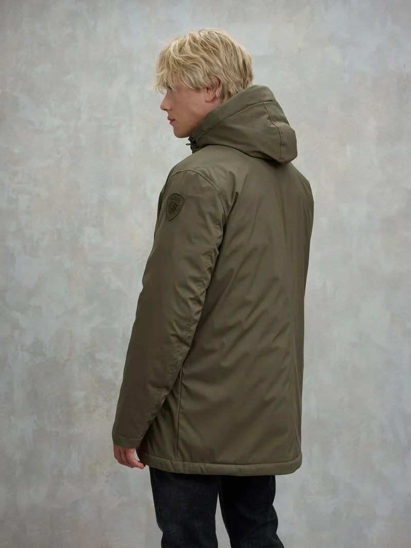 BLAUER
PARKA CON CAPPUCCIO REMOVIBILE CHESTER 25WBLUK03142 005480