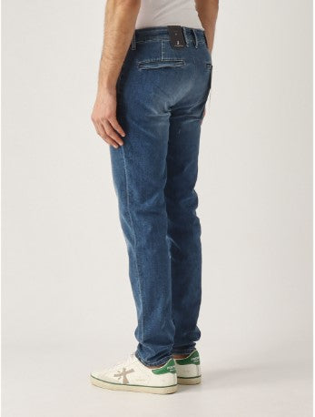 JECKERSON
PANTALONE JACK – DENIM SLIM FIT JACK001DNDTFDENI021