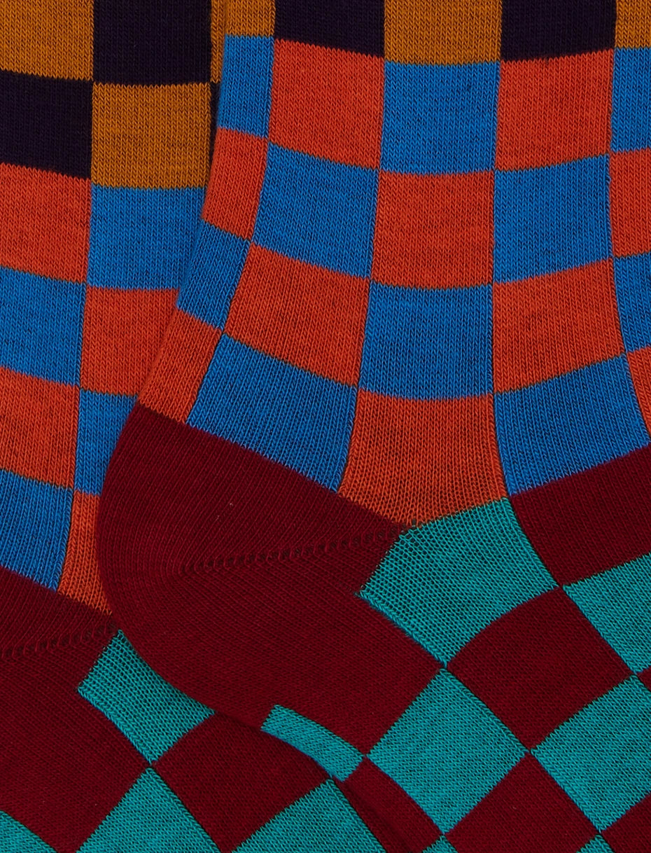 GALLO
CALZE LUNGHE UOMO IN COTONE FANTASIA SCACCHIERA COLORATA AP515289