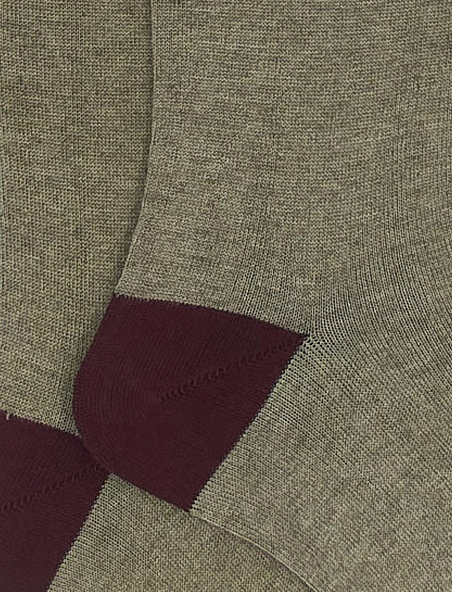 GALLO
CALZE LUNGHE UOMO IN COTONE E CASHMERE TINTA UNITA E CONTRASTI AP102864