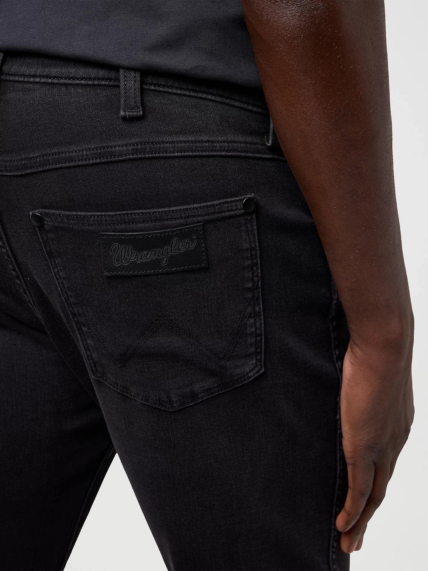 WRANGLER
LARSTON HIGH STRETCH SLIM TAPERED JEANS 112371657