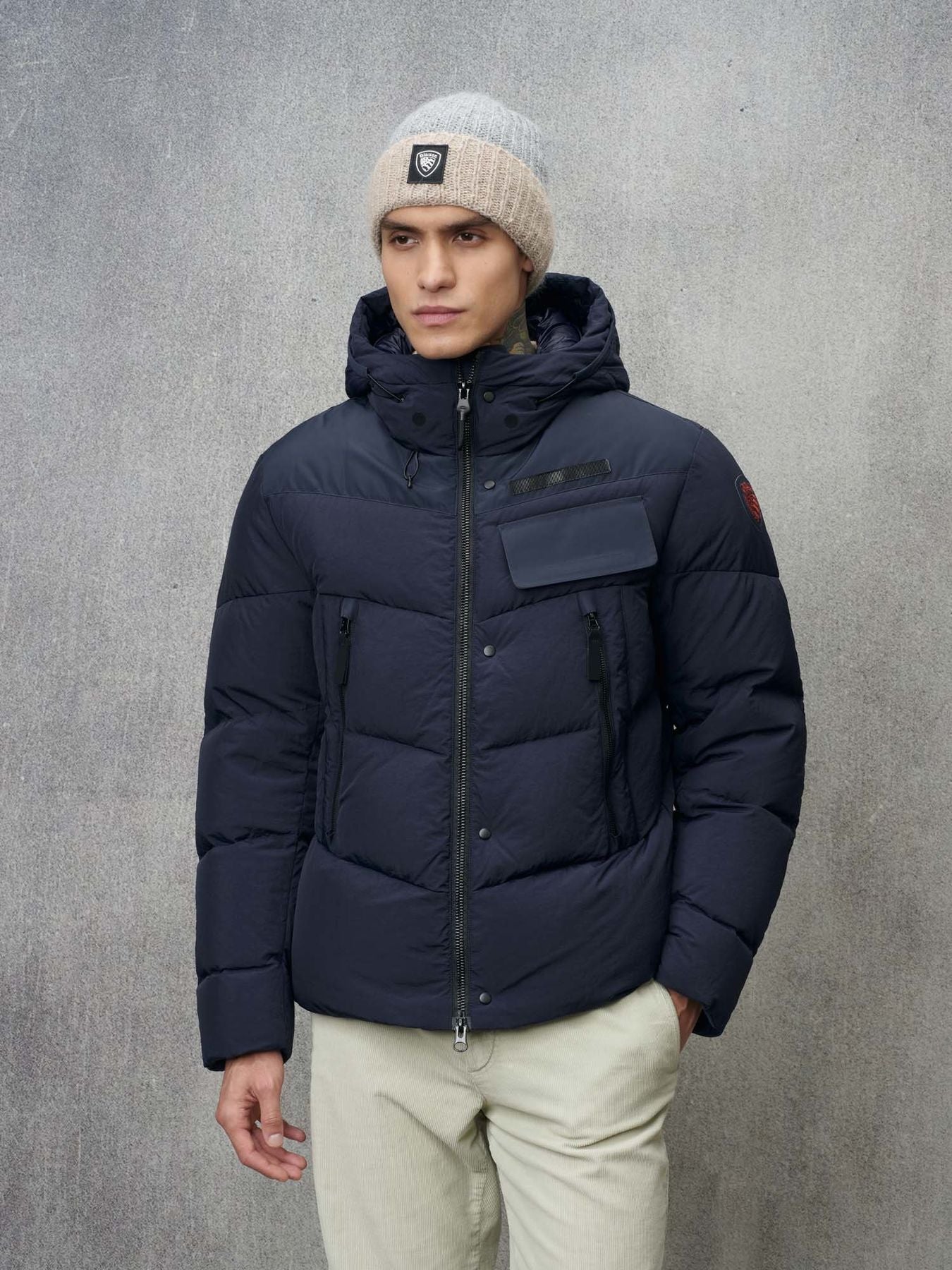 BLAUER
PIUMINO IN NYLON E TASLAN FINCH 24WBLUC03340 006996
