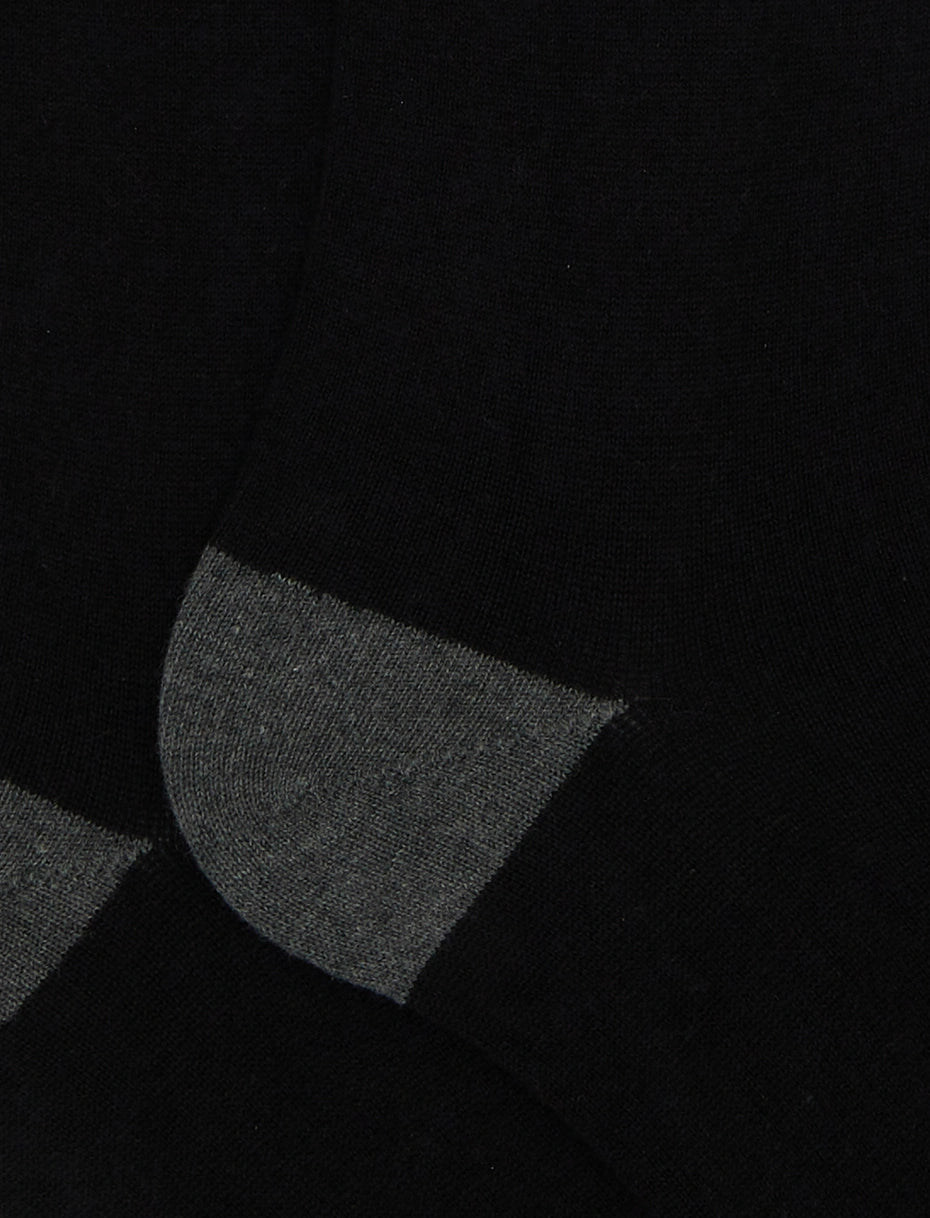 GALLO
CALZE LUNGHE UOMO IN COTONE E CASHMERE TINTA UNITA E CONTRASTI AP102864