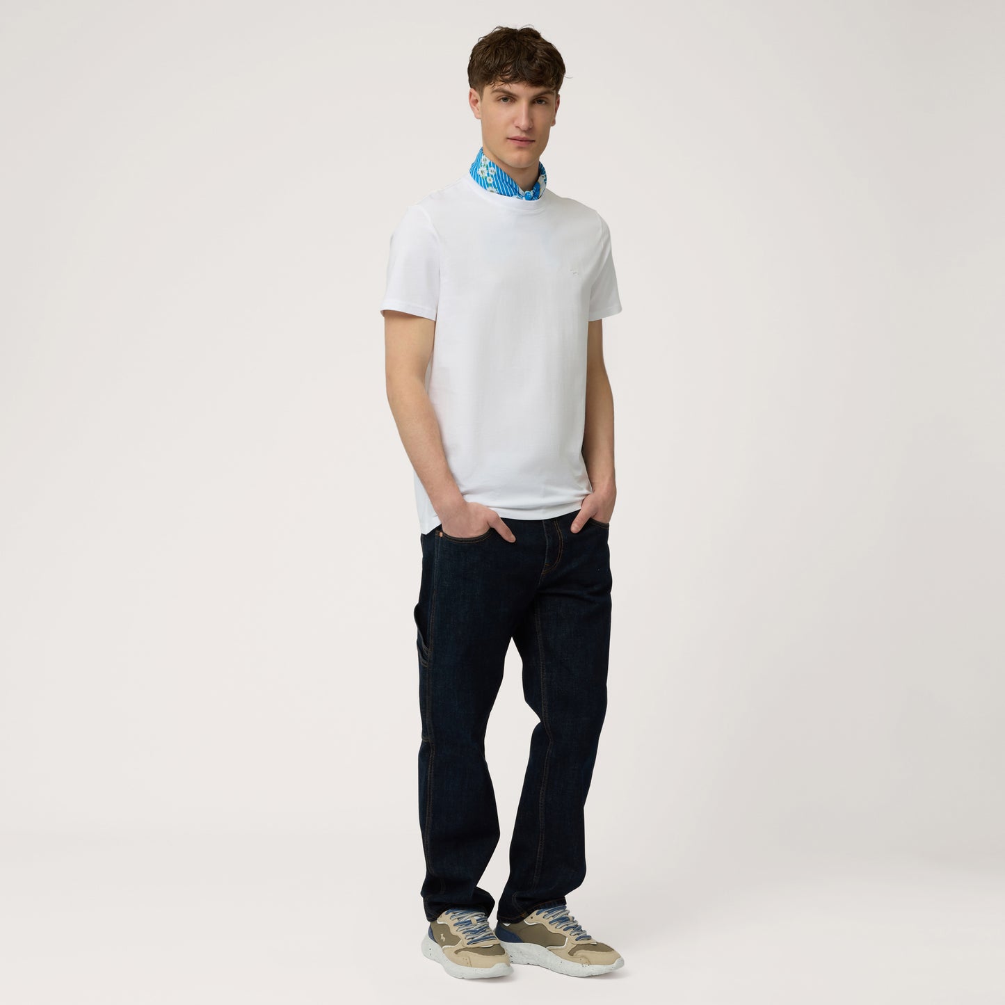 HARMONT&BLAINE
T-SHIRT CON BASSOTTO APPLICATO IRN263 021833