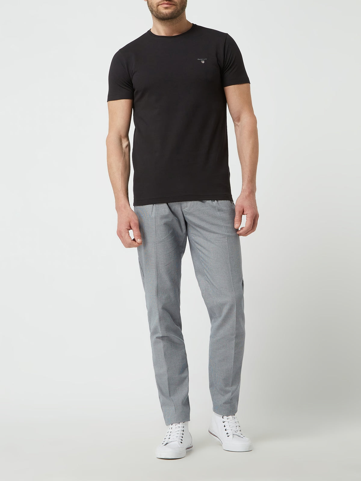 Tommy Hilfiger
Pantaloni slim fit con piega ed elasticizzato, modello 'Hampton' MW0MW17903