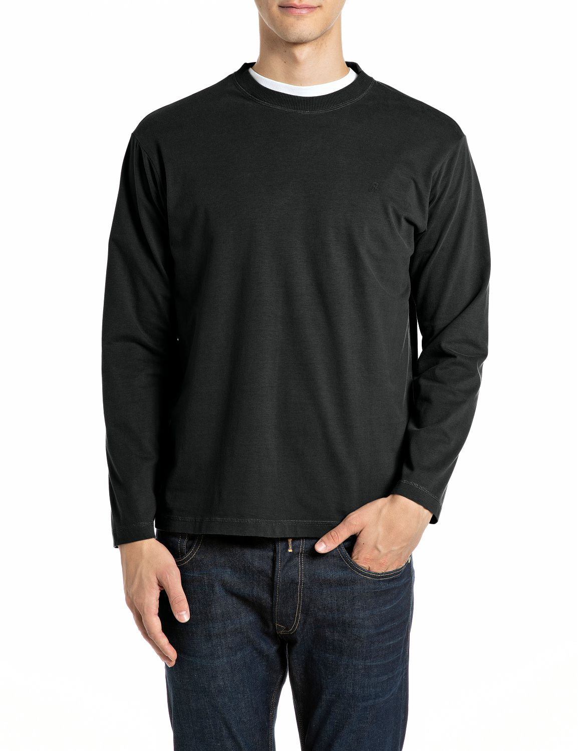 REPLAY
T-SHIRT MANICA LUNGA M13M2 7242LW