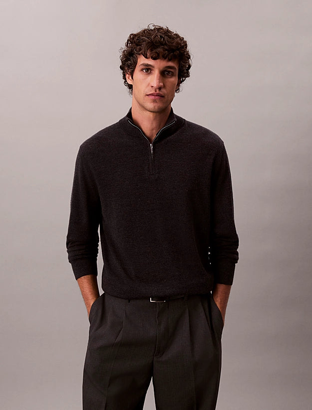 CALVIN KLEIN
MAGLIONE IN LANA MERINO CON ZIP A 1/4 LV04LD318G