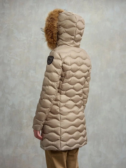 BLAUER
PIUMINO LUNGO AD ONDE CON PELLICCIA LYNEL 25WBLDK03527 006047