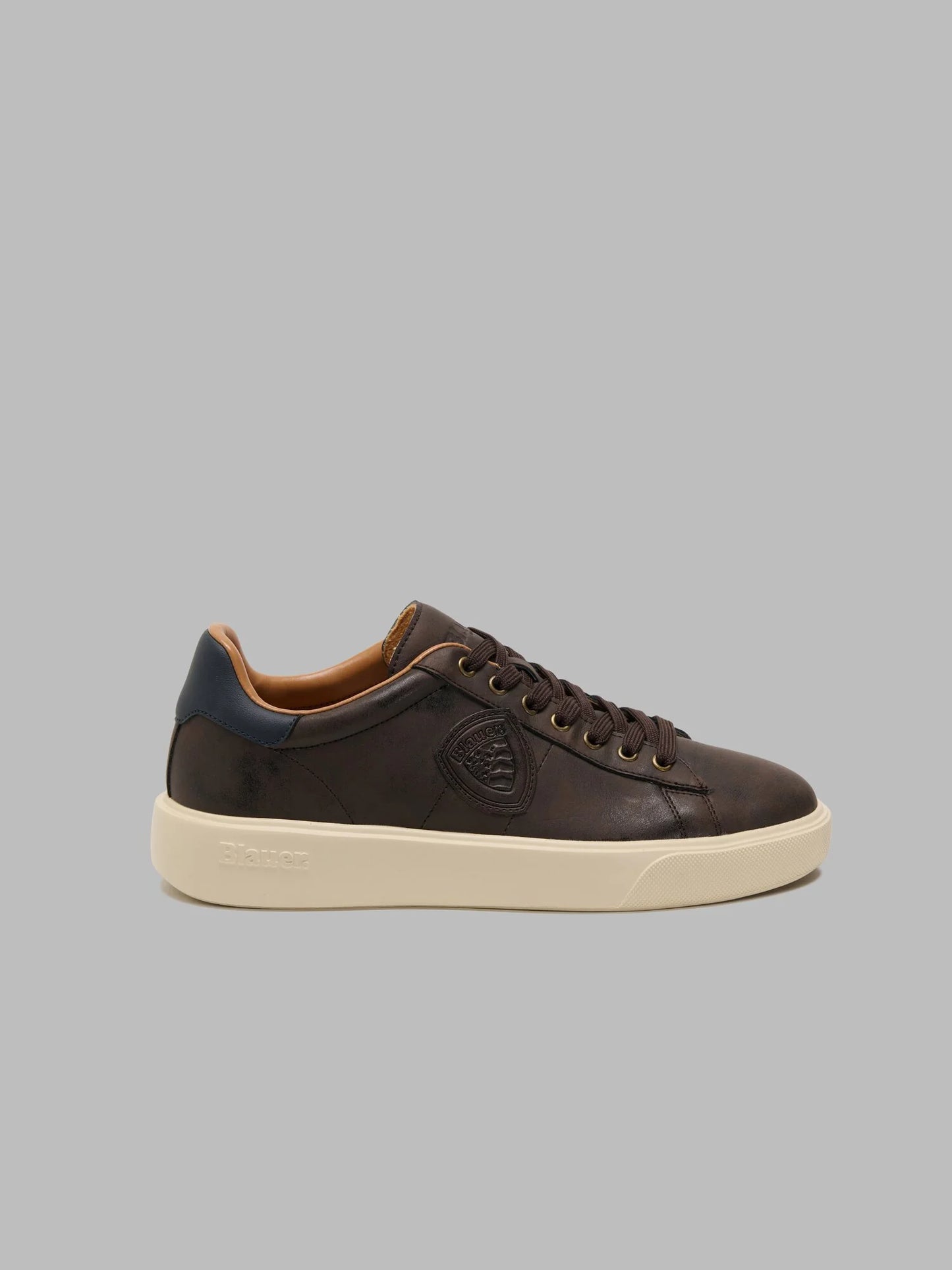 BLAUER
SNEAKER BUCK01-NUB F5BUCK01/NUB