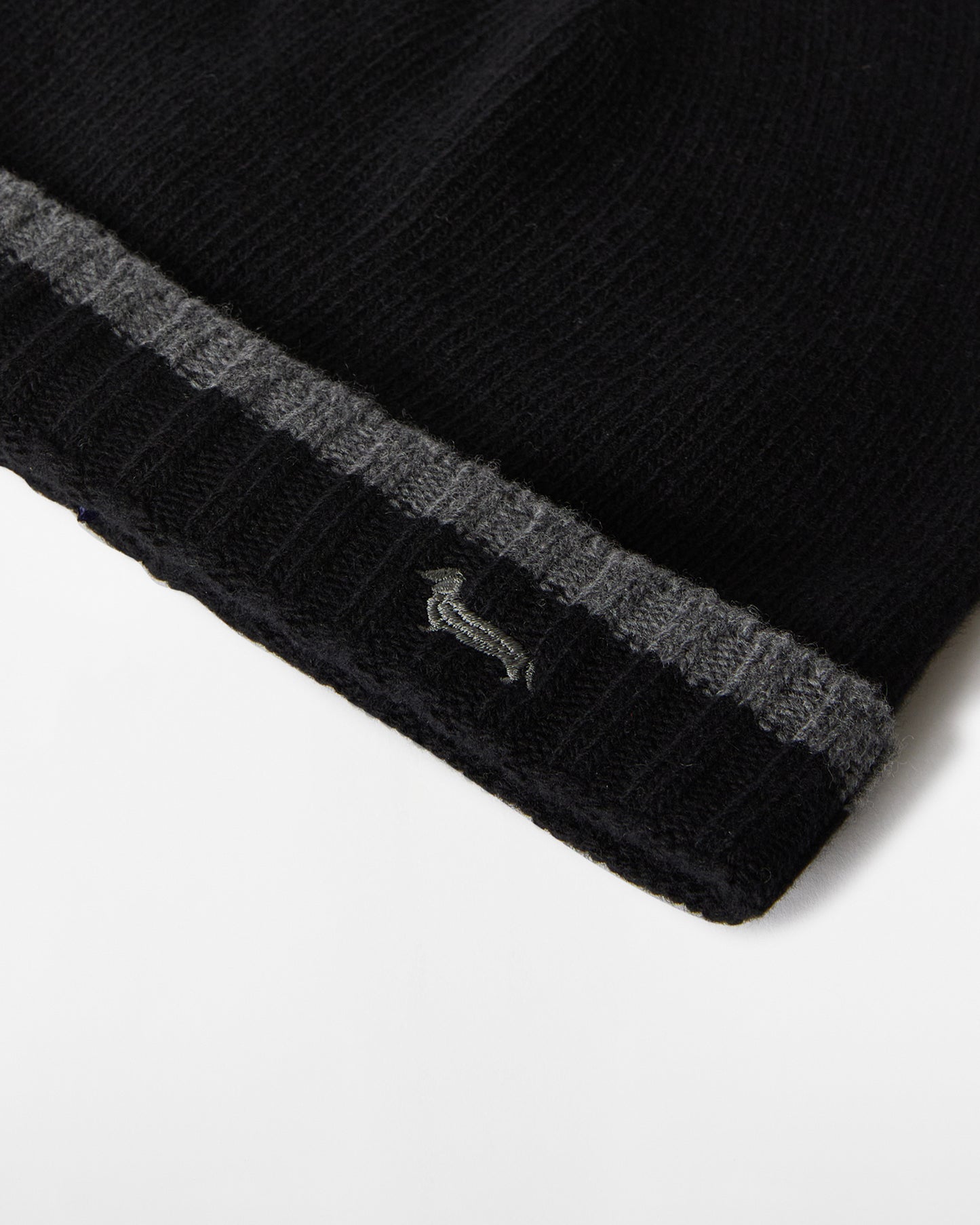 HARMONT&BLAINE
BEANIE IN LANA CON RIGHINO E BASSOTTO N0P001 030486