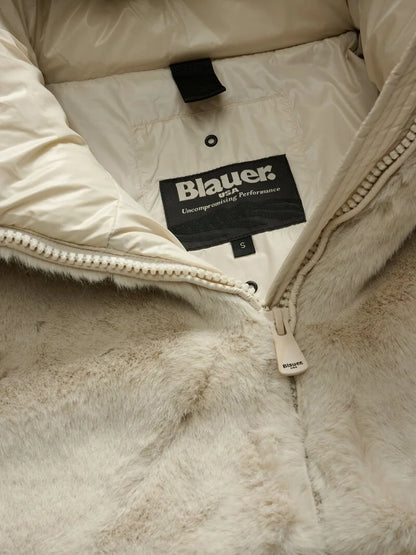 BLAUER
GIUBBETTO NYLON CON PELLICCIA ECO FANEVIL 25WBLDC02178 006646