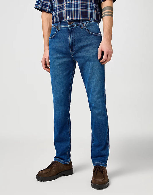 WRANGLER
LARSTON MEDIUM STRETCH DANDELION SUMMER 112362458